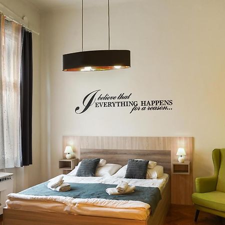Pásti Centrál apartment. Debrecen Esterno foto