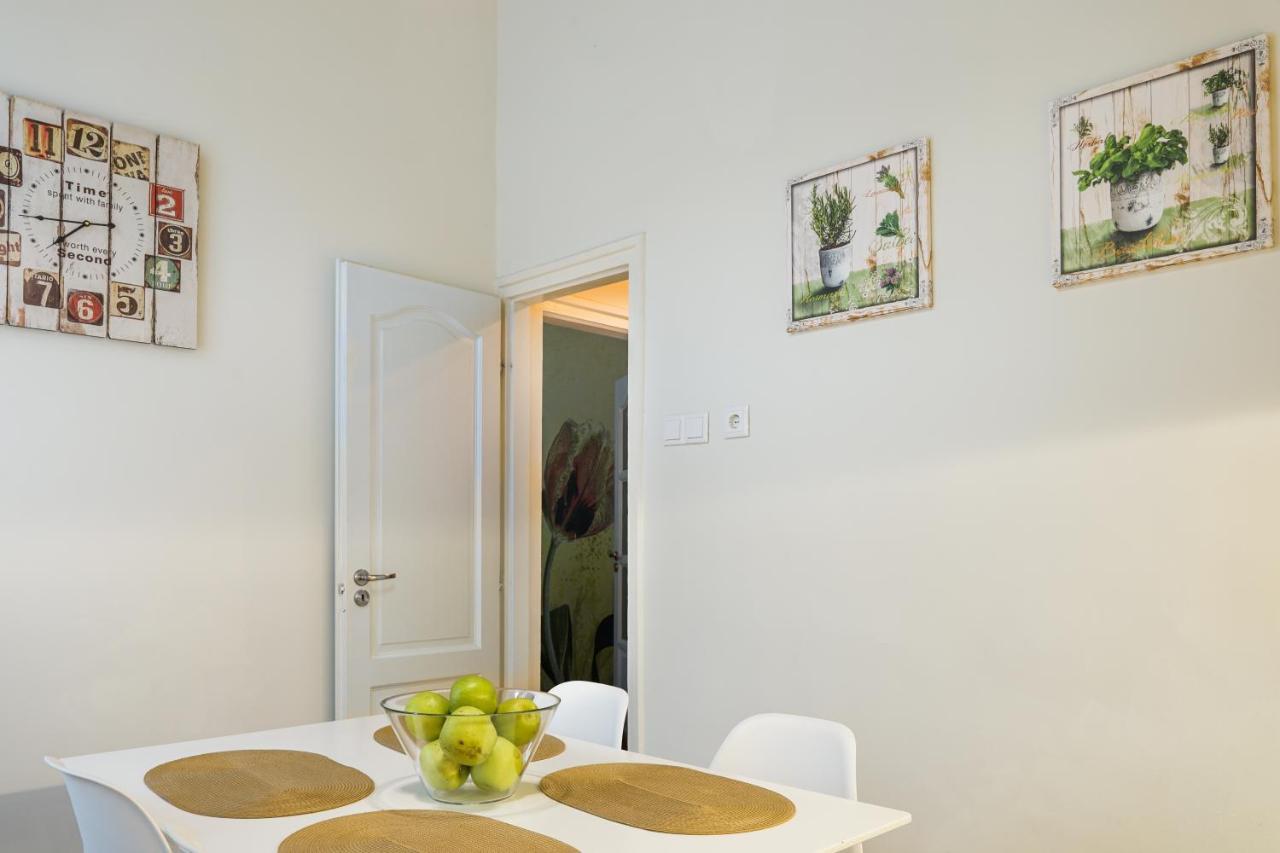 Pásti Centrál apartment. Debrecen Esterno foto