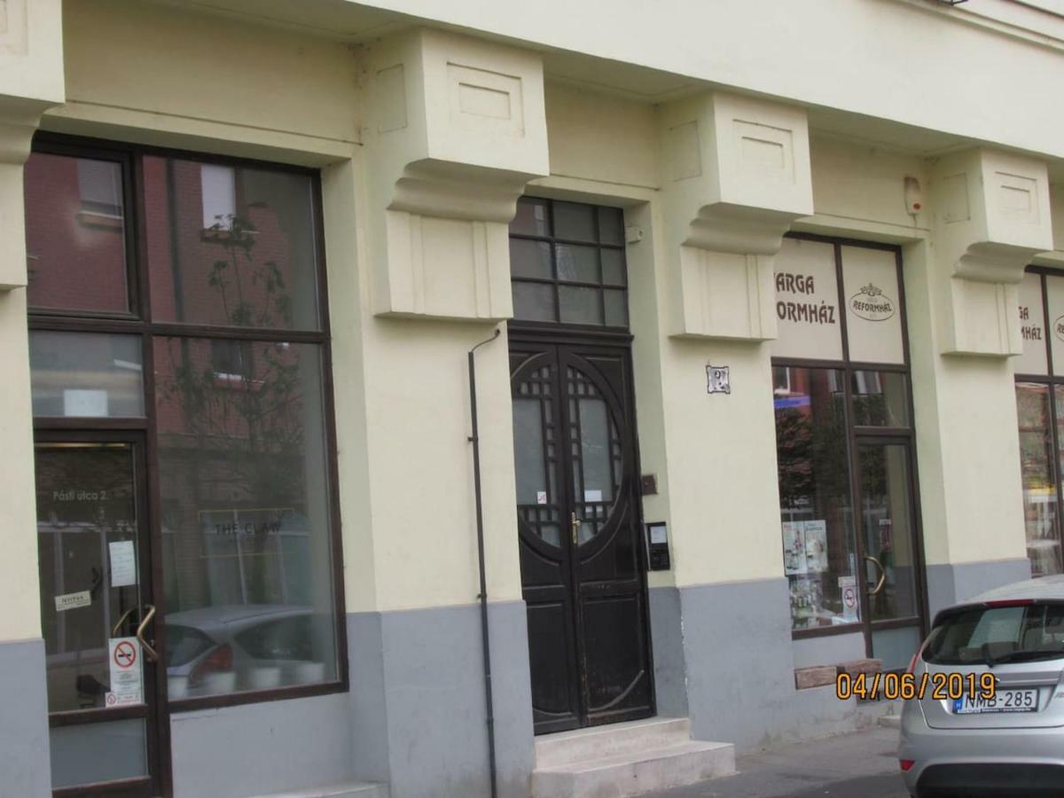 Pásti Centrál apartment. Debrecen Esterno foto